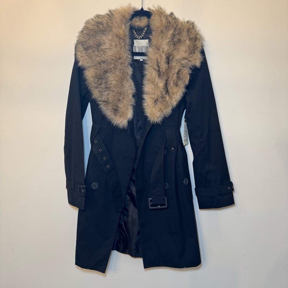 BB Dakota NWT Women's Black Coat with Faux Fur Collar
